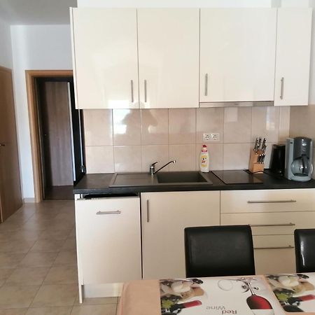 Apartments Saldun Τρογκίρ Δωμάτιο φωτογραφία
