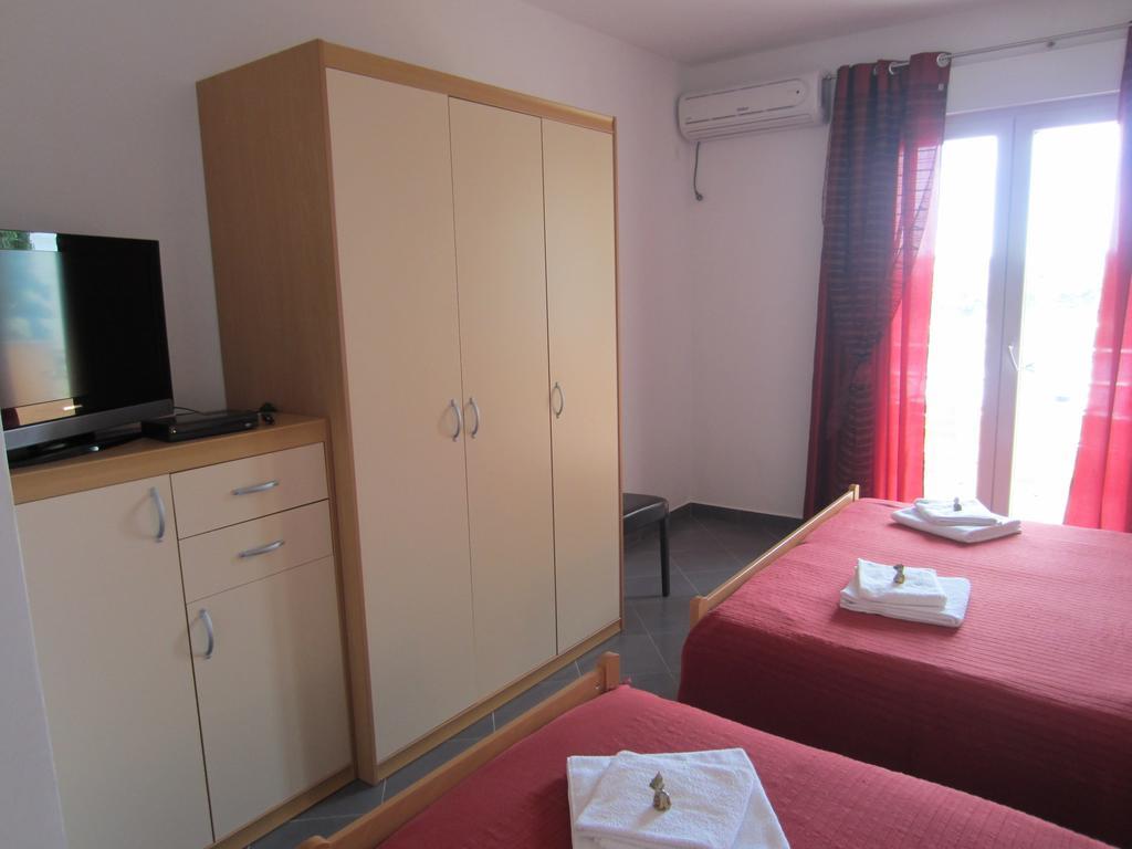 Apartments Saldun Τρογκίρ Εξωτερικό φωτογραφία
