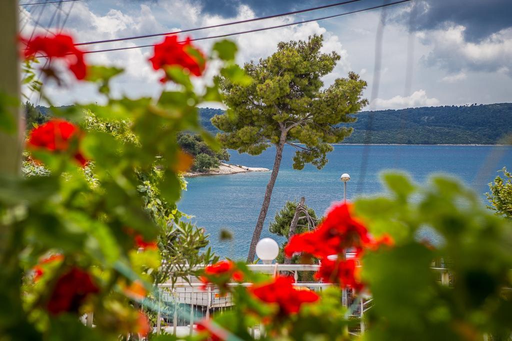 Apartments Saldun Τρογκίρ Εξωτερικό φωτογραφία